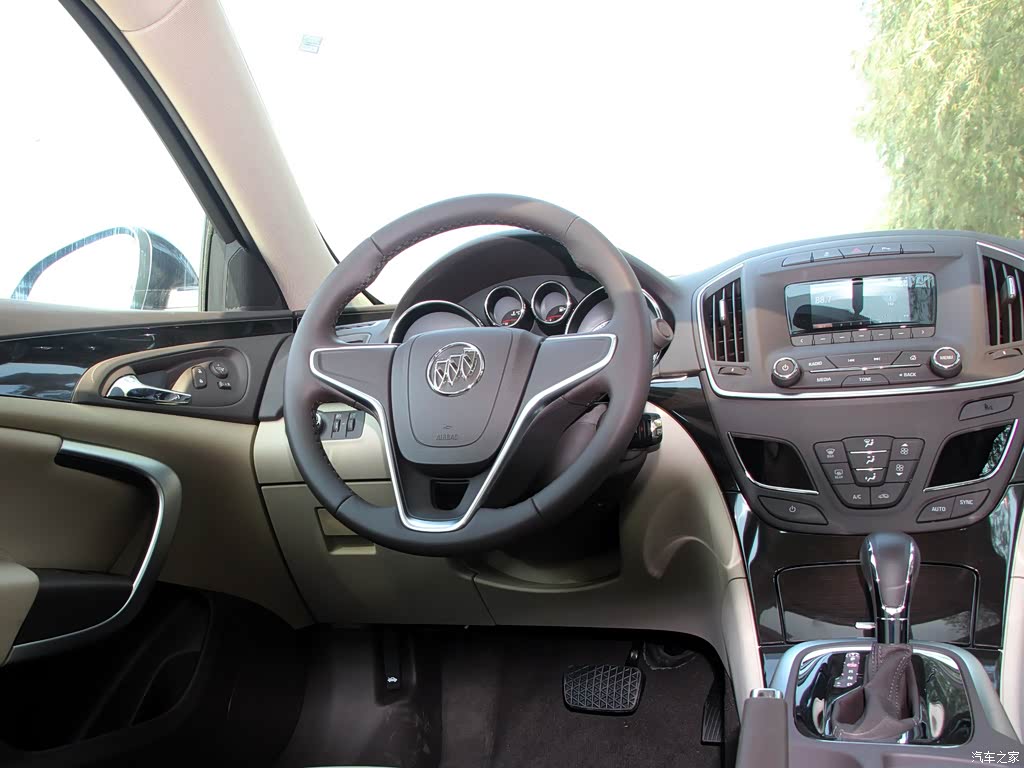 通用别克 君威 2014款 2.0l 领先时尚型