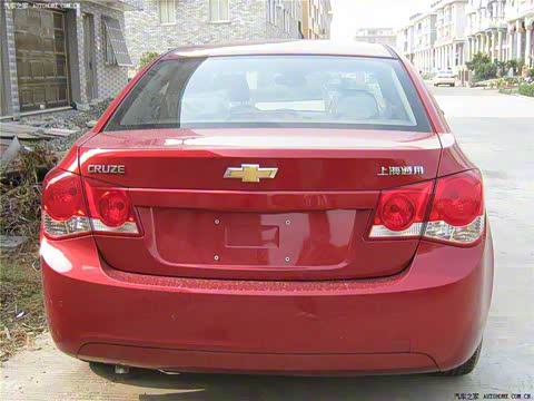 2013�� 1.6L SE MT