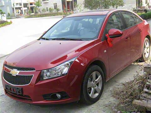 2013�� 1.6L SE MT