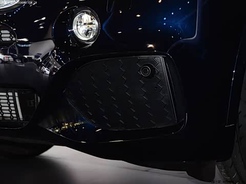 2014�� xDrive50i M�˶���