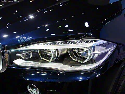 2014�� xDrive50i M�˶���