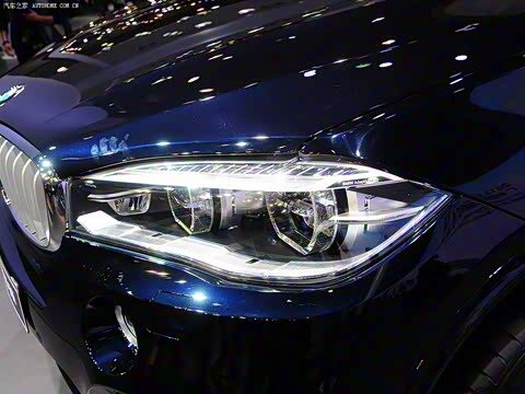 2014�� xDrive50i M�˶���