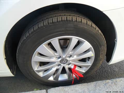 2013�� 1.6L �ֶ�Ʒ����CNG