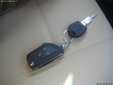 2013�� ���� 1.2L �ֶ�ʱ���Ҹ���