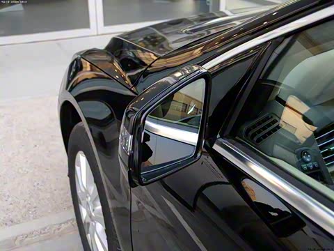 2011�� R 300 L ������