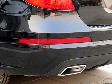 2011�� R 300 L ������