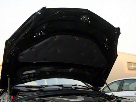 2011�� R 300 L ������