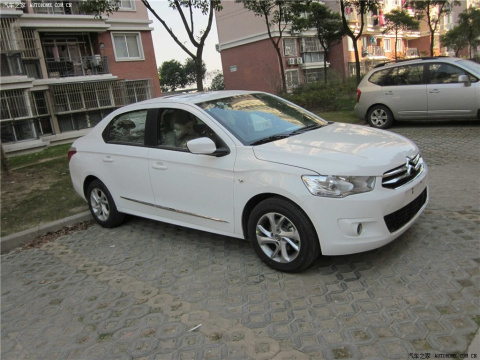 2014 1.6L ֶ