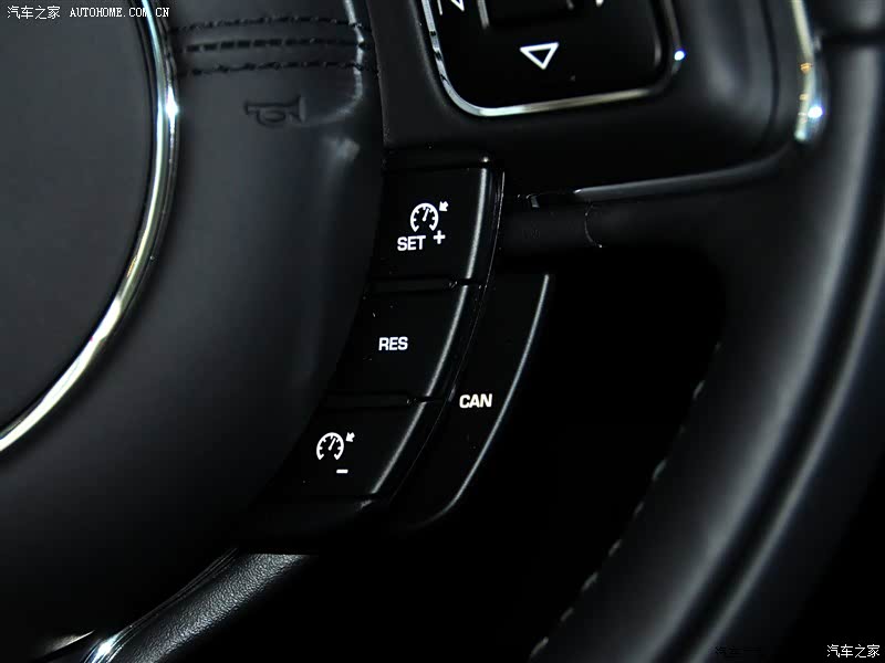 捷豹 捷豹xj 2014款 xjl 3.0 sc 两驱全景商务版