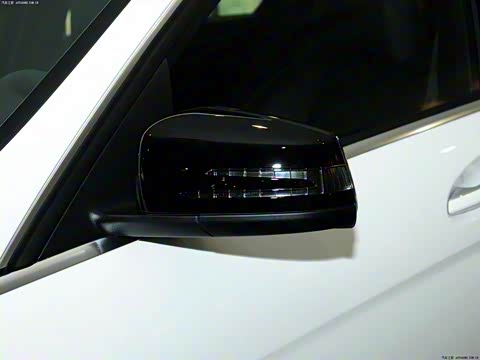 2014�� AMG C 63 Edition 507