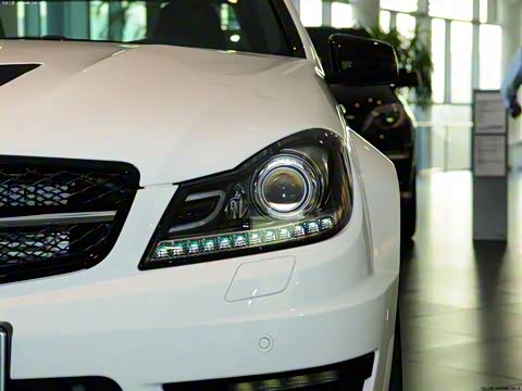 2014�� AMG C 63 Edition 507