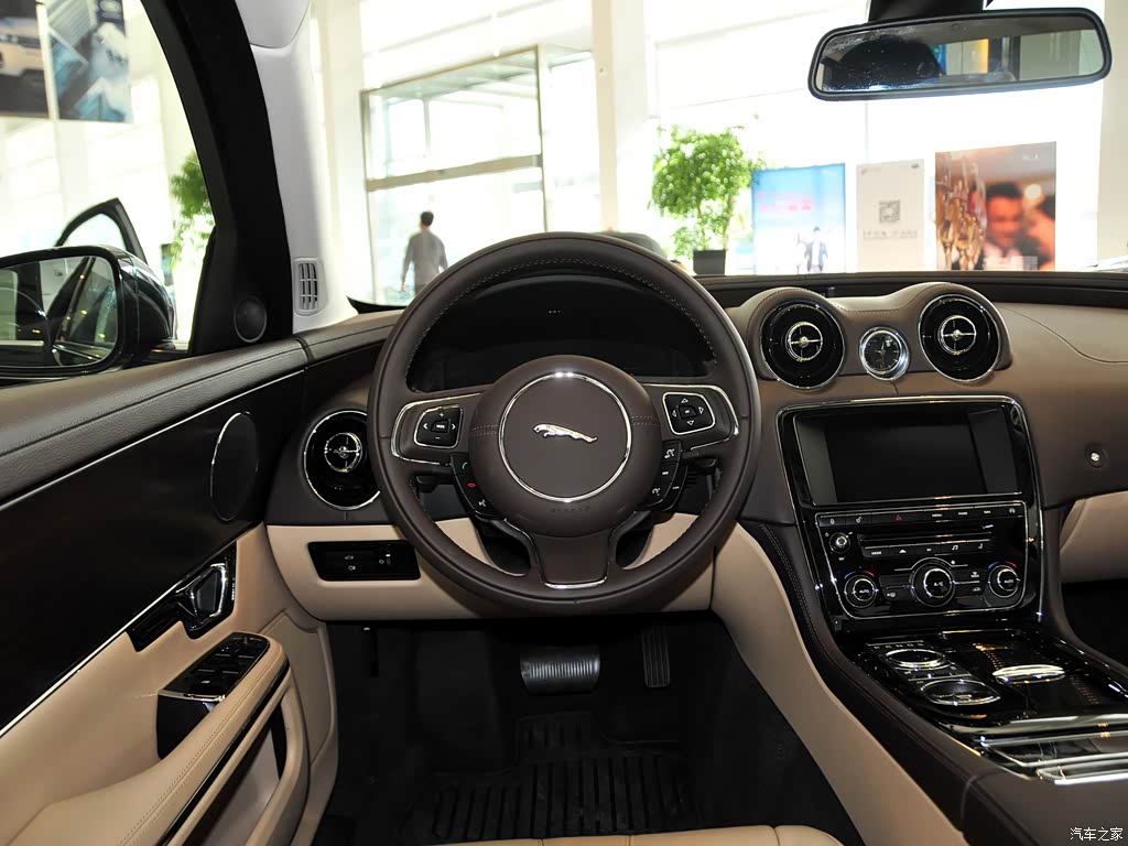 捷豹 捷豹xj 2014款 xjl 2.0t 两驱典雅商务版