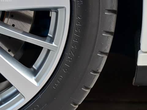 2014�� 3.0T S Q4