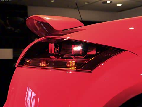 2011�� TTS Roadster 2.0TFSI quattro