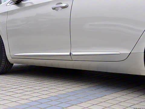 2013�� 28T ������