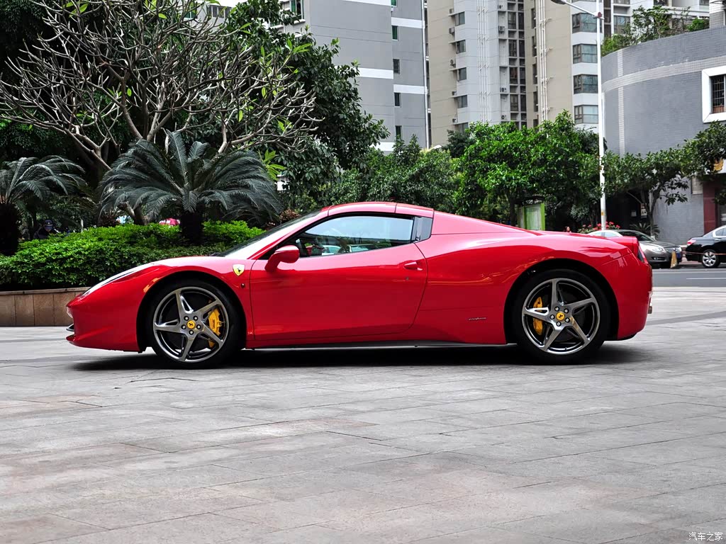 法拉利 法拉利458 2013款 4.5l spider