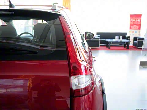 2013�� CROSS 1.6L �ֶ�