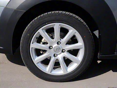 2012�� CROSS 1.6L �ֶ�������