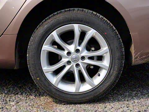 2012�� 1.5T �ֶ�������