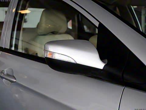 2013�� 1.5L �ֶ���Ӣ��