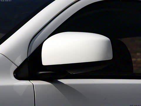 2013�� ʱ�а� 1.8L �ֶ�������