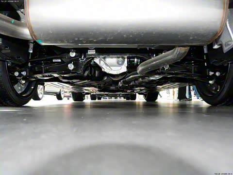 2013�� �Ŀ� 320Li ���������װ