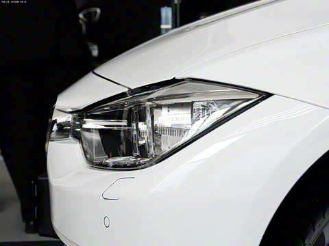 2013�� �Ŀ� 320Li ���������װ