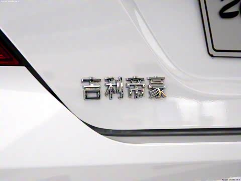 2013�� ���� 1.8L �ֶ������