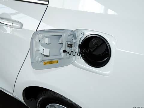 2013�� ���� 1.8L �ֶ������