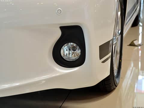 2013�� CT200h ��ҹ��ʿ��