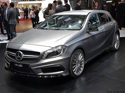 2014�� AMG A 45 4MATIC