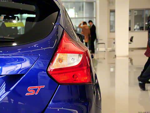 2013�� 2.0T ST ��׼��