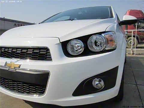 2011�� ���� 1.4L MT SE