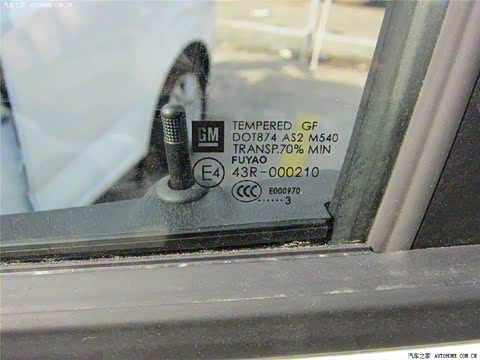 2011�� ���� 1.4L MT SE