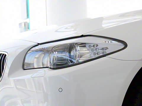 2013�� 535i M�˶���