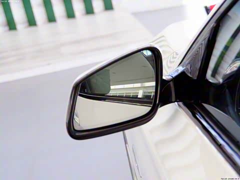 2013�� 535i M�˶���