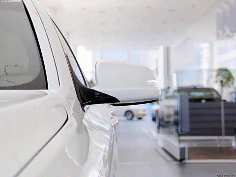 2013�� 535i M�˶���