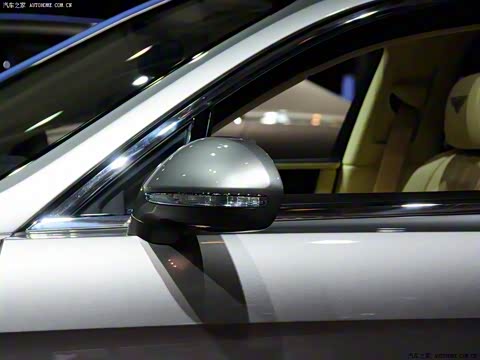 2013�� 6.0T W12 Mulliner