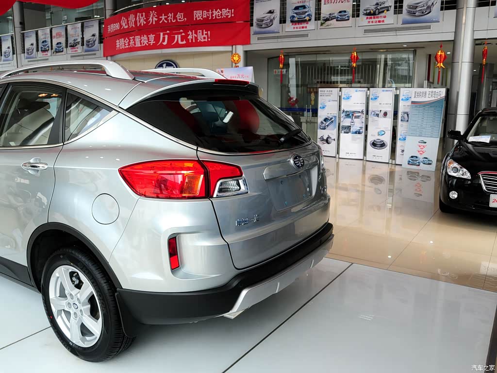 一汽奔腾 奔腾x80 2013款 2.0l 手动豪华型