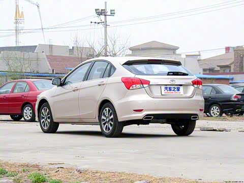 2013�� 1.5L �ֶ�Ů�԰�