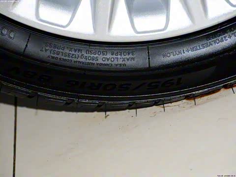 2013�� ���� 1.5L �Զ��˶���