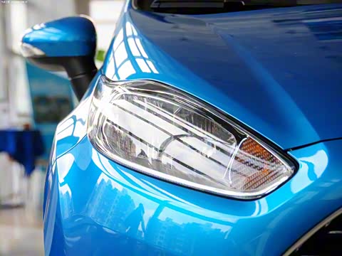 2013�� ���� 1.5L �Զ��˶���