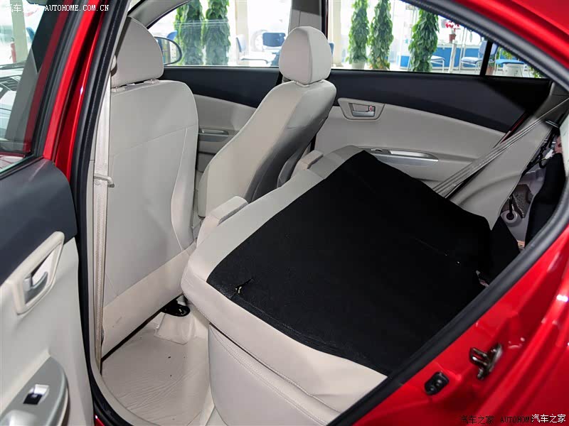 长安汽车 悦翔v5 2012款 1.5l 自动运动型