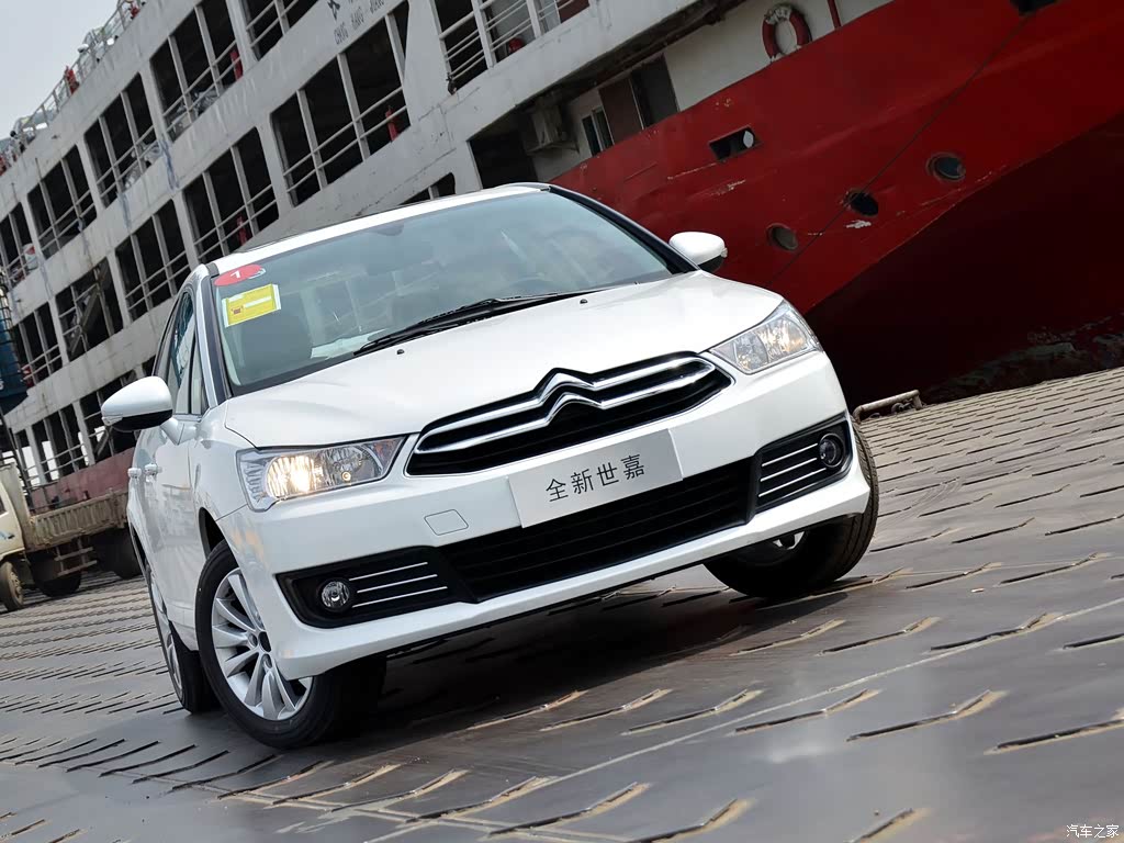 汽车图片 雪铁龙 世嘉 2013款 三厢 1.6l 自动品享型 车身外观