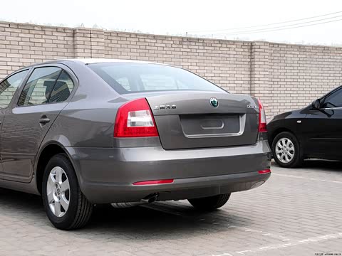 2013�� 1.6L �ֶ����°�