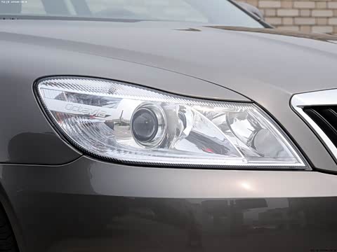 2013�� 1.6L �ֶ����°�