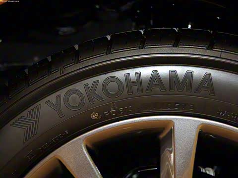 2013�� CT200h F-Sport