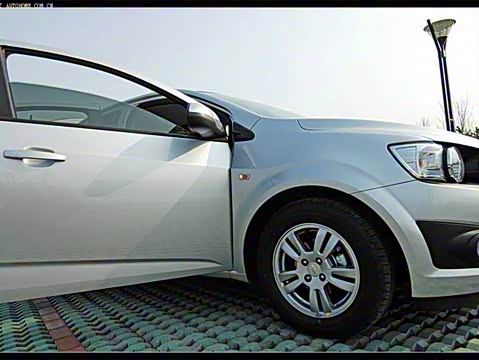 2011�� ���� 1.4L MT SE