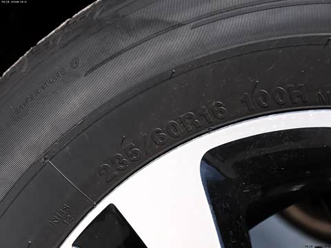 2013�� 2.0L �Զ�������DLX