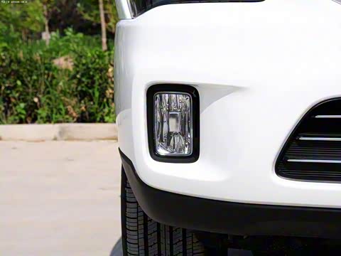 2013�� 2.0L �Զ�������DLX